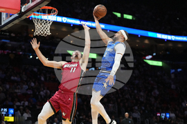 Magic Heat Basketball