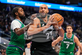 Timberwolves Mavericks Basketball