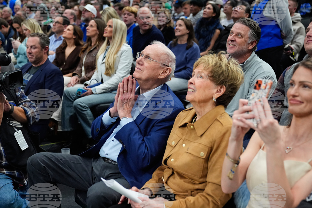 Timberwolves Mavericks Basketball