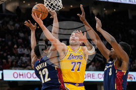 Lakers Cavaliers Basketball