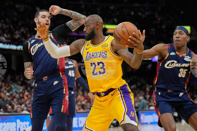 ЛеБрон Джеймс след вероятно последния си мач в Кливланд: „Това означава малко повече тук, защото израснах на 35 минути на юг от това място“