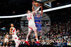 Knicks Raptors Basketball