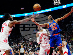 Knicks Raptors Hockey