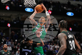 Timberwolves Mavericks Basketball