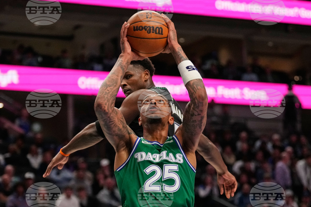 Timberwolves Mavericks Basketball