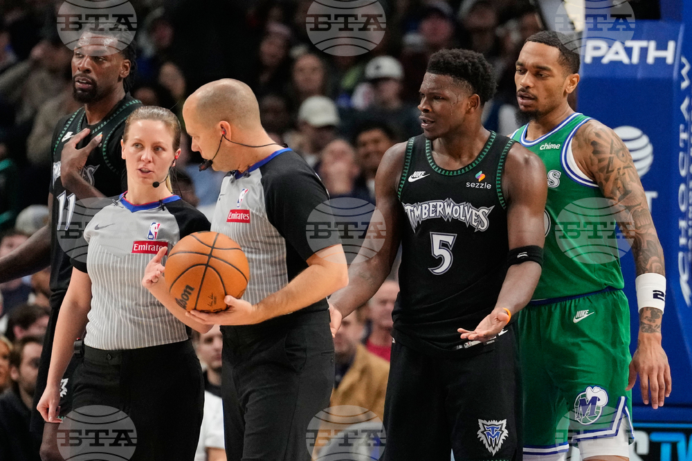 Timberwolves Mavericks Basketball