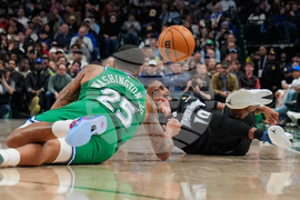 Timberwolves Mavericks Basketball