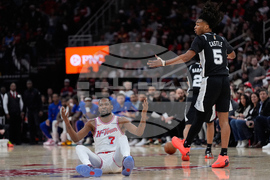 Spurs Rockets Basketball