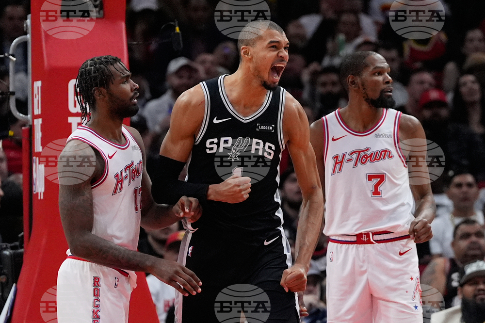 Spurs Rockets Basketball