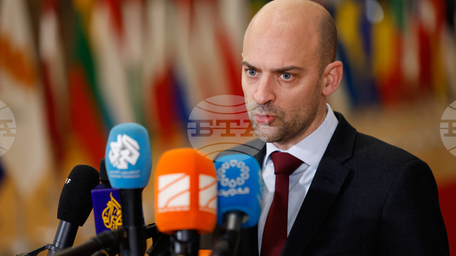 Франция: Отравянето на Навални показва, че Путин е готов да използва химическо оръжие срещу собствения си народ 