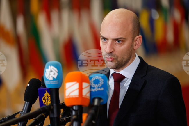 Франция: Отравянето на Навални показва, че Путин е готов да използва химическо оръжие срещу собствения си народ 