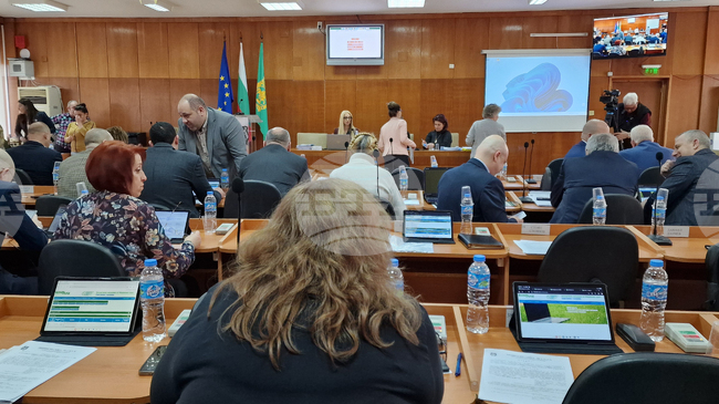 Председателят на Общинския съвет в Шумен представи отчет за дейността му за втората половина на 2025 г. 