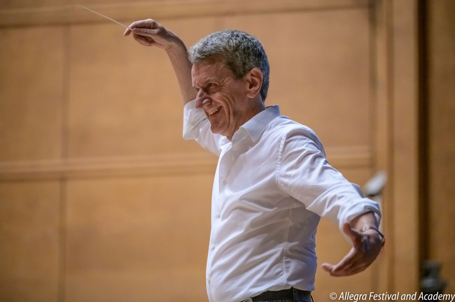 Проф. Йоханес Шлефли – с Allegra от самото начало