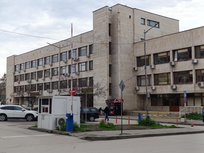 Община Шумен обяви обществената поръчка за проектиране на многоетажния паркинг до ДКЦ-1 с 200 места