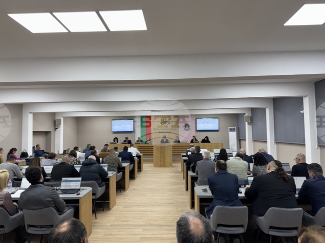 Общинският съвет в Казанлък прие Общинската стратегия за личностното развитие на децата и учениците 