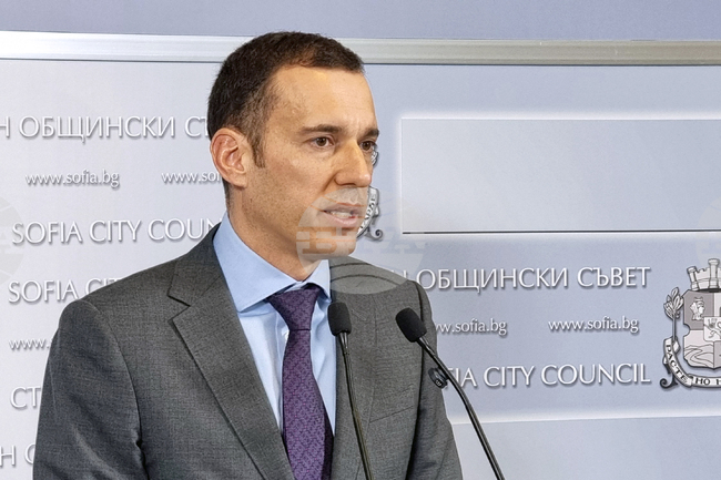 Кметът на Столичната община Васил Терзиев е издал заповед за незабавно спиране на строителството в района на Боянското блато