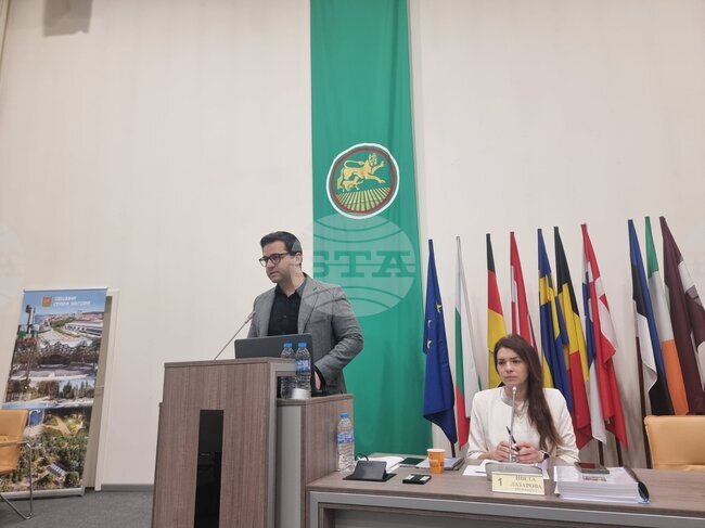 Групата на общинските съветници от партия „Има такъв народ“ в Общинския съвет в Стара Загора се разпадна