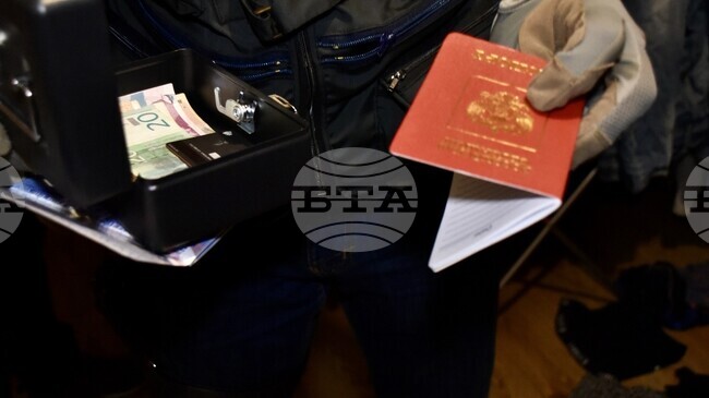 Прокуратурата обвини седем души за каналджийство след акция с ГДБОП