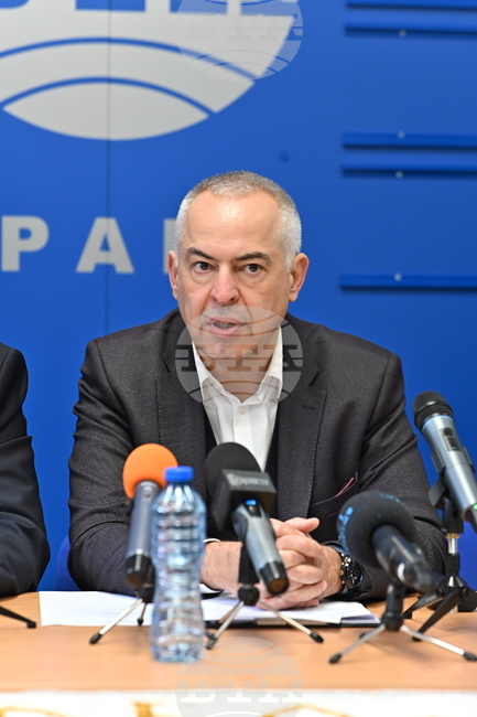 Априлското въстание задава вечната тема за това, че ние, българите, можем да свършим много неща, ако вярваме в себе си, каза Бойко Василев 