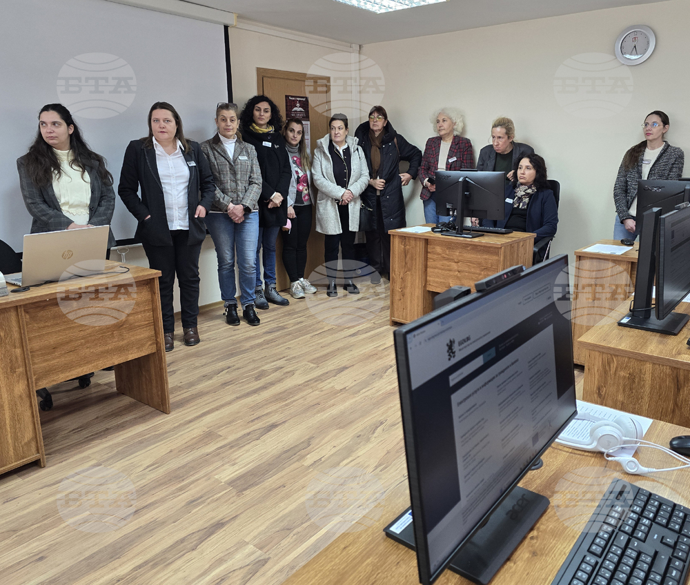 Плевен - Регионална библиотека „Христо Смирненски“ - дигитален клуб