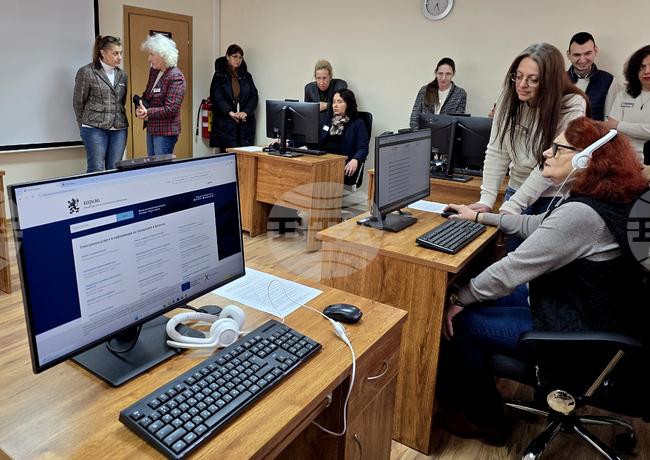 Плевен - Регионална библиотека „Христо Смирненски“ - дигитален клуб