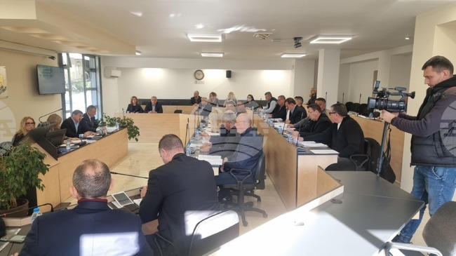 Общинският съвет в Несебър разреши провеждането на техно фестивали на южния плаж в Слънчев бряг през лятото