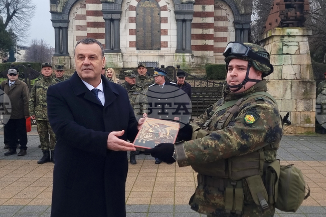 Плевен - изпращане на военен контингент - церемония