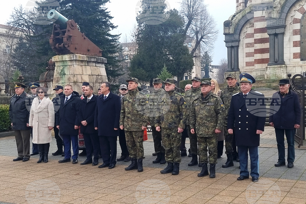 Плевен - изпращане на военен контингент - церемония