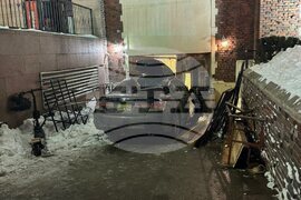 US-Chabad-Headquarters-Car-Crash