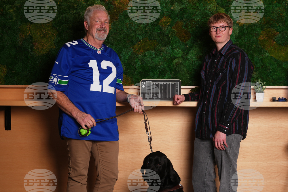 NFL Blind Fans Football