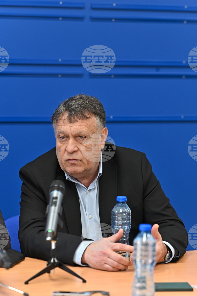  Sofia University Rector: Society Must Decide Whether It Wants to Have or to Be