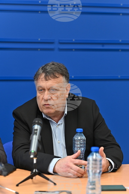  Sofia University Rector: Society Must Decide Whether It Wants to Have or to Be