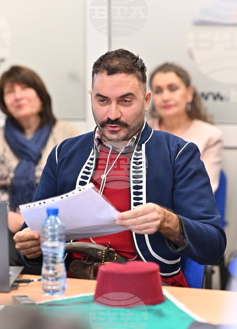 Кинодокументалистът Искрен Красимиров представи непознати епизоди от Априлското въстание, които ще бъдат включени в новата му книга