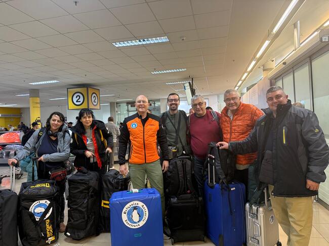 Bulgarian Polar Explorers Travelling to Livingston Island Arrive in Punta Arenas