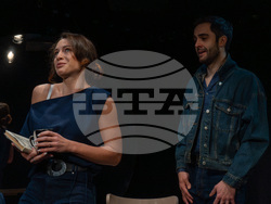 „Няма проблем“ от Дейвид Айвс в Сатирата, снимка – Сатиричен театър