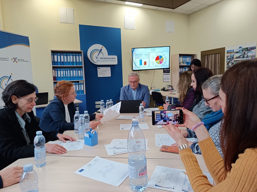 Областен информационен център Благоевград: Бенефициентите в Благоевград е №1 в региона по договорени европейски средства