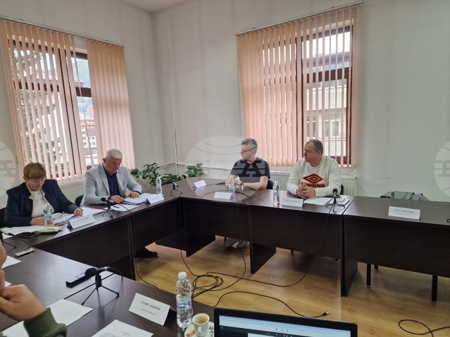 След приемането на план-сметката за чистотата в община Чепеларе, съветници отново поставиха въпроса за размера ѝ