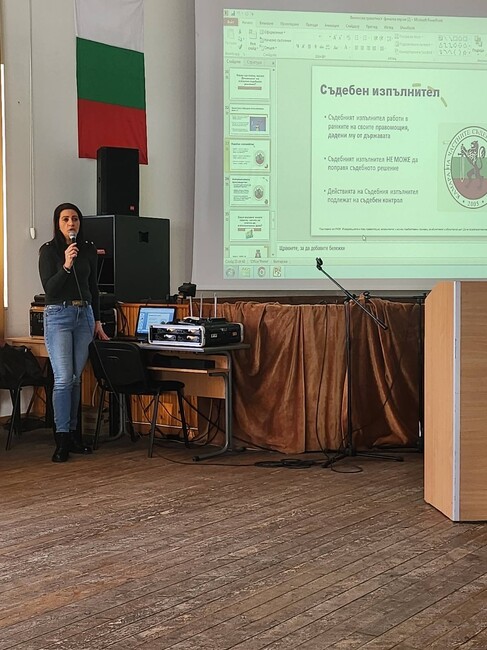 Националната кампания на Камара на ЧСИ “Управление на лични финанси и кредити – основни правила и информирани решения„ в гр. Враца и гр. Козлодуй