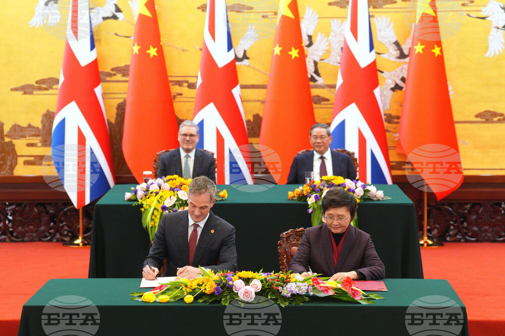 CORRECTION China Britain