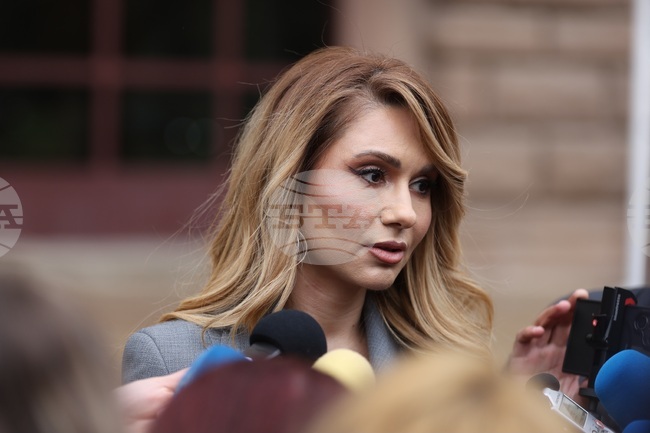 Заместник-омбудсманът Мария Филипова би приела да е служебен премиер