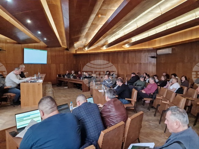 Общинските съветници в Елена одобриха предоставянето на временни безлихвени заеми по шест проекта за общо 348 300 евро