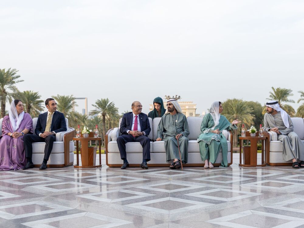 УАМ: Вицепрезидетът на ОАЕ обсъди двустранните отношения и регионалното развитие с държавния глава на Пакистан 