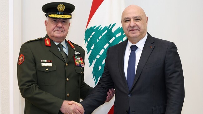 ННА: Ливанският президент се срещна с главнокомандващия йорданската армия в Бейрут