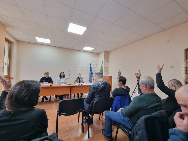 Съветниците в Трън решиха да отпуснат финансова помощ на единствения зъболекар в общината