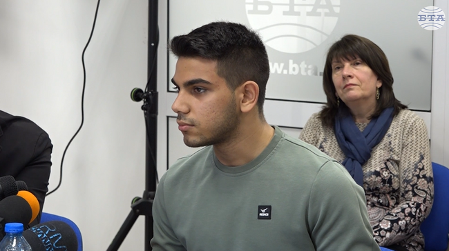 Априлското въстание е повод за национална гордост, каза десетокласникът Огнян Огнянов във Враца