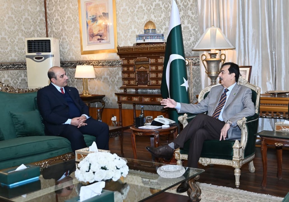 АПП: Председателят на пакистанския Сенат призова за местно производство на автомобили и електрически велосипеди 