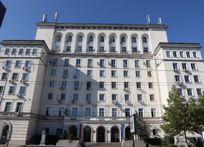 ММС стартира национална програма за финансиране на младежки центрове