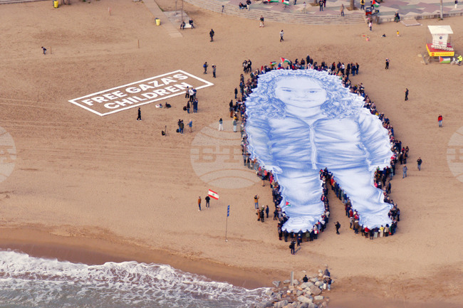 Акция в памет на убито в Газа палестинско момиче, вдъхновило документален филм, се проведе в Барселона