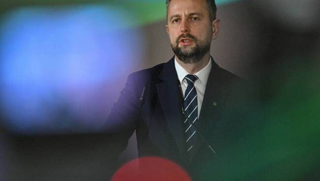 ПАП: Полският министър на отбраната се срещна с генералния секретар на НАТО 