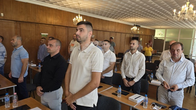 С минута мълчание в памет на загиналия бивш кмет Цветан Костадинов ще започне заседанието на Общинския съвет в Червен бряг